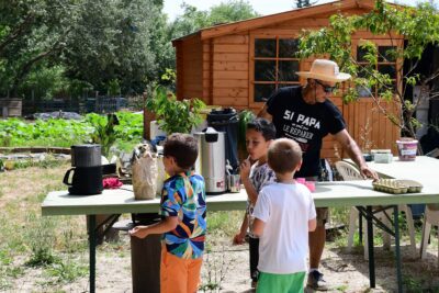 Agrandir l'image 51 sur 64, fenêtre modale