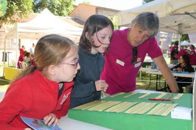 Agrandir l'image 7 sur 64, fenêtre modale