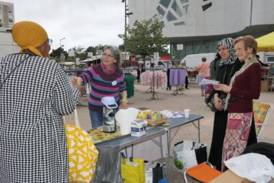 Agrandir l'image 4 sur 64, fenêtre modale