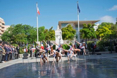 Agrandir l'image 3 sur 25, fenêtre modale