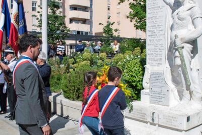 Agrandir l'image 14 sur 25, fenêtre modale