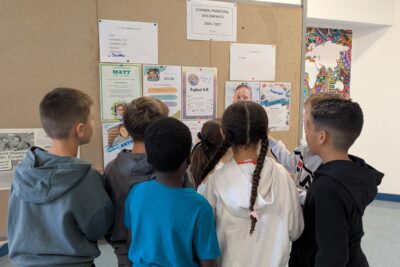 Agrandir l'image 2 sur 3, fenêtre modale