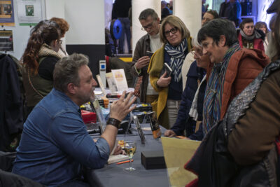 Agrandir l'image 12 sur 18, fenêtre modale