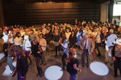 Agrandir l'image 3 sur 18, fenêtre modale